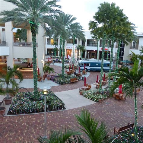 Downtown at the gardens - Downtown Palm Beach Gardens is a lifestyle center located in Palm Beach Gardens, Florida featuring a unique collection of shops and restaurants. Downtown Palm Beach Gardens | Palm Beach Gardens, FL Shopping Hours: noon-6pm
